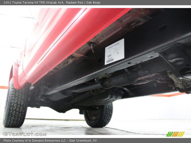 Radiant Red / Oak Beige 2001 Toyota Tacoma V6 TRD Xtracab 4x4