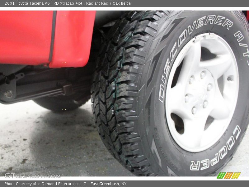 Radiant Red / Oak Beige 2001 Toyota Tacoma V6 TRD Xtracab 4x4