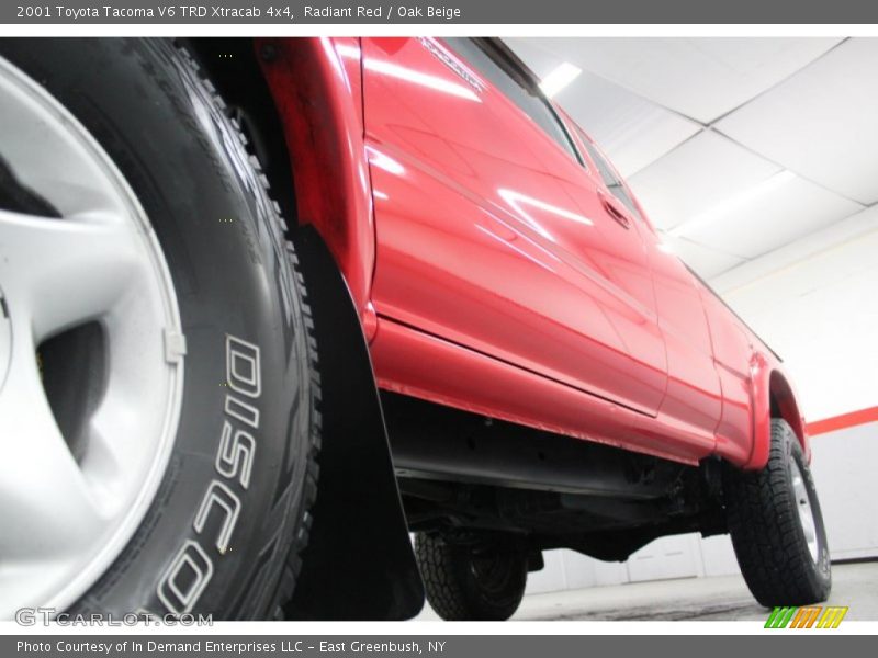 Radiant Red / Oak Beige 2001 Toyota Tacoma V6 TRD Xtracab 4x4
