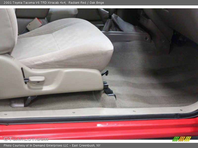Radiant Red / Oak Beige 2001 Toyota Tacoma V6 TRD Xtracab 4x4