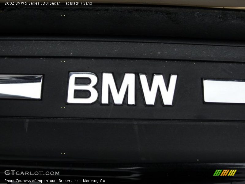 Jet Black / Sand 2002 BMW 5 Series 530i Sedan