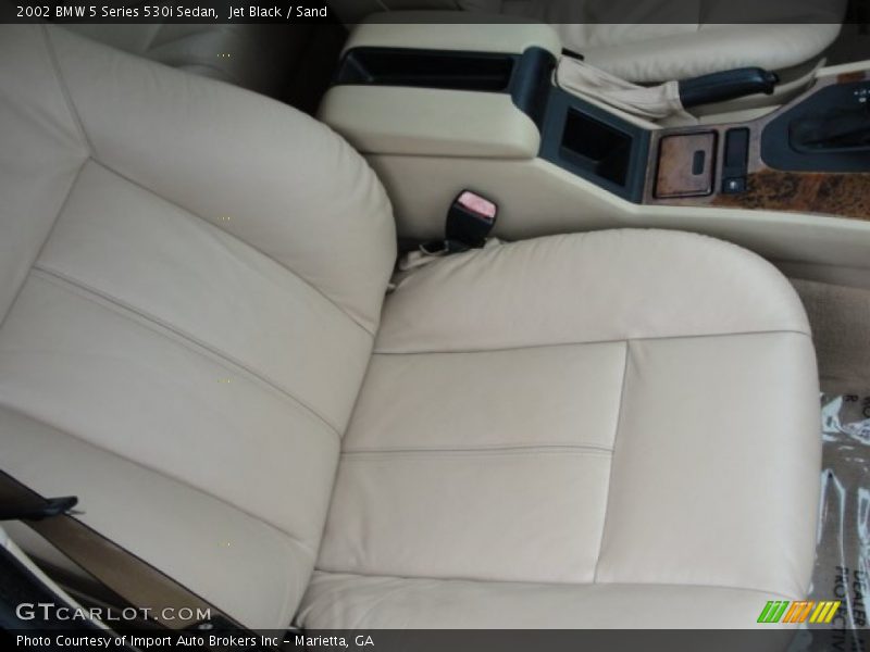 Jet Black / Sand 2002 BMW 5 Series 530i Sedan