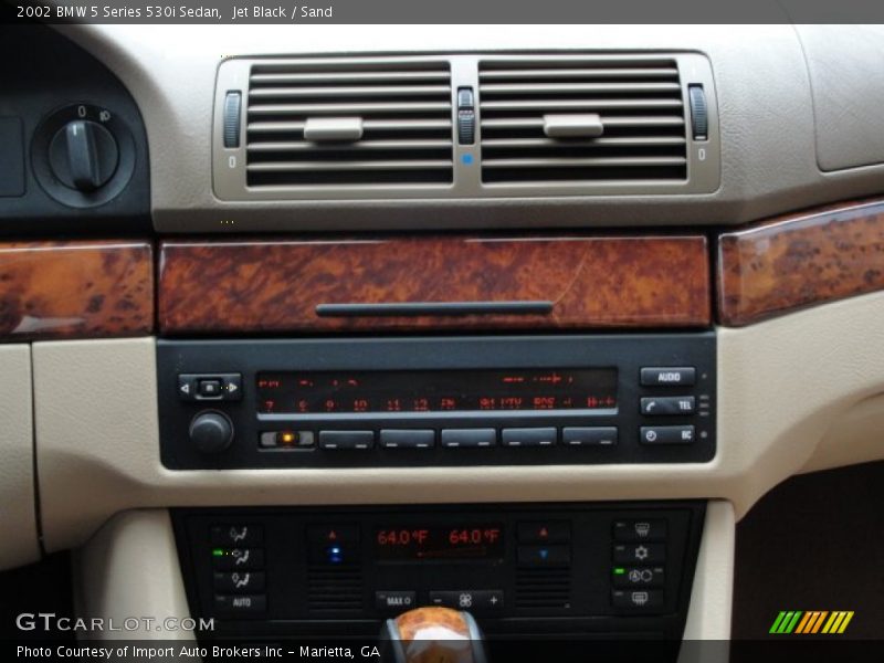 Jet Black / Sand 2002 BMW 5 Series 530i Sedan