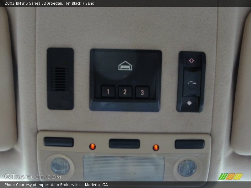 Jet Black / Sand 2002 BMW 5 Series 530i Sedan