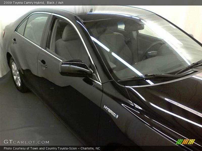 Black / Ash 2009 Toyota Camry Hybrid