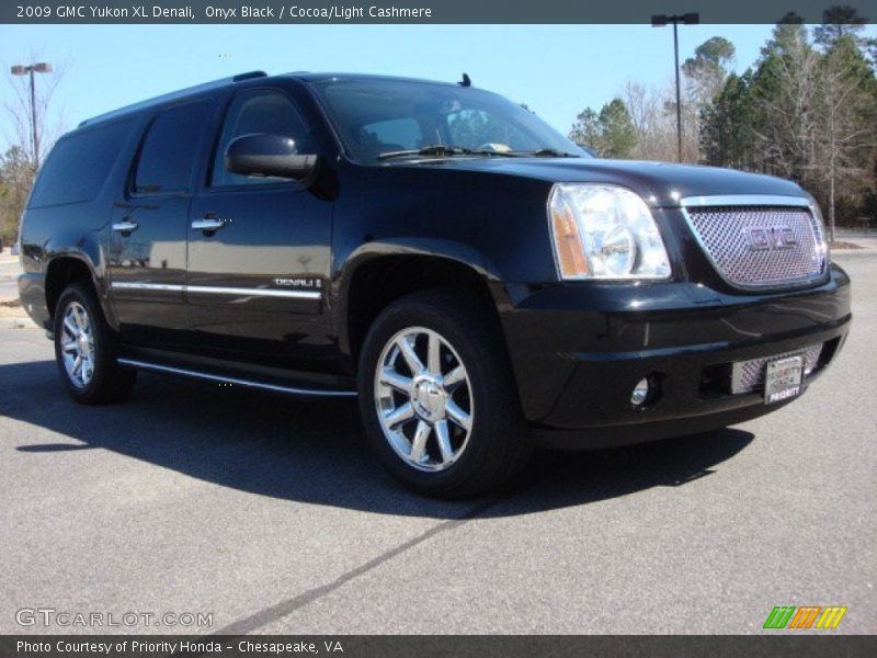 Onyx Black / Cocoa/Light Cashmere 2009 GMC Yukon XL Denali