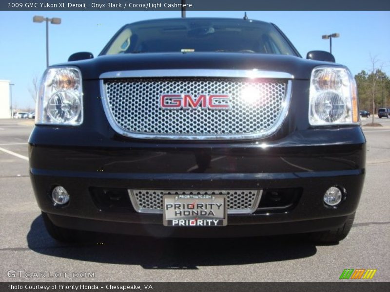 Onyx Black / Cocoa/Light Cashmere 2009 GMC Yukon XL Denali