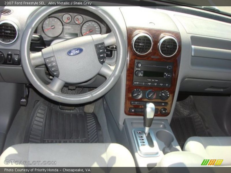 Alloy Metallic / Shale Grey 2007 Ford Freestyle SEL