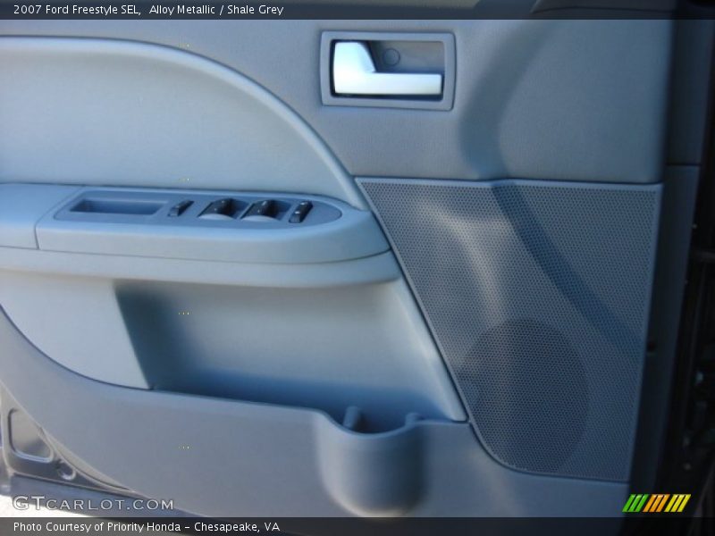 Alloy Metallic / Shale Grey 2007 Ford Freestyle SEL