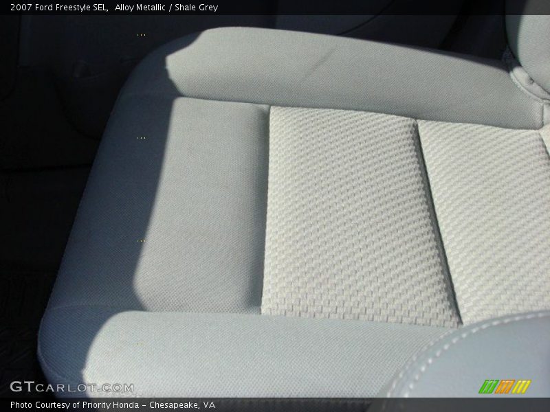 Alloy Metallic / Shale Grey 2007 Ford Freestyle SEL