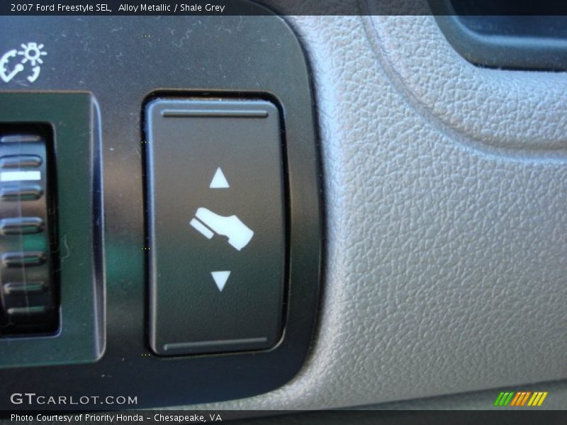 Alloy Metallic / Shale Grey 2007 Ford Freestyle SEL