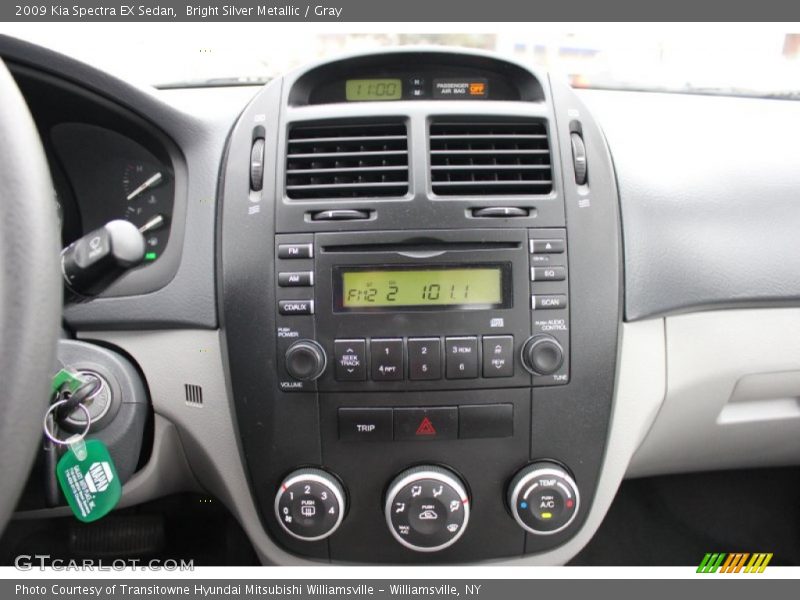 Controls of 2009 Spectra EX Sedan