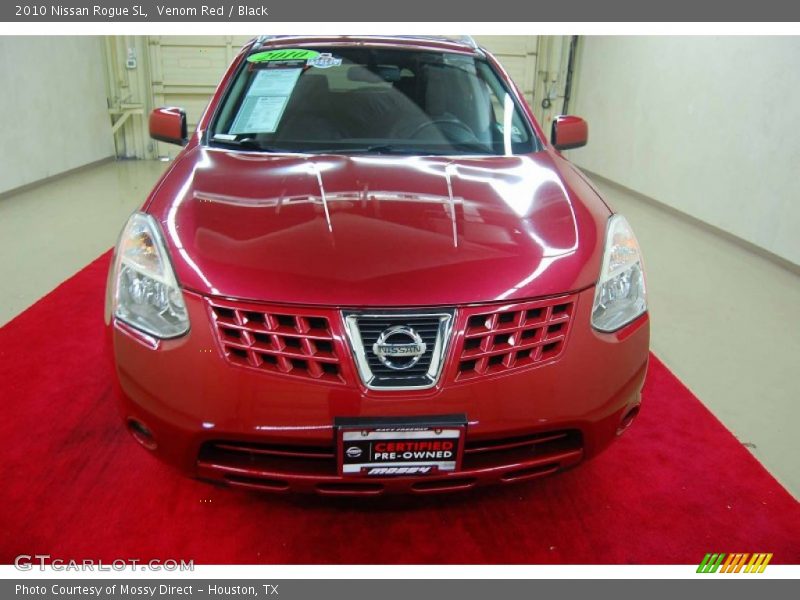 Venom Red / Black 2010 Nissan Rogue SL