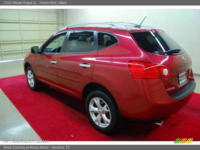 Venom Red / Black 2010 Nissan Rogue SL