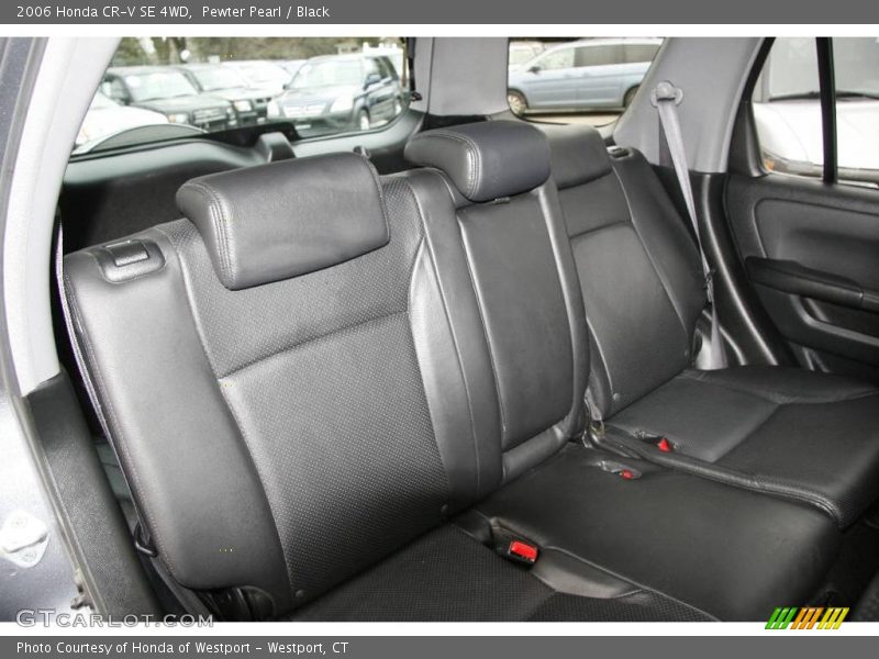 Pewter Pearl / Black 2006 Honda CR-V SE 4WD