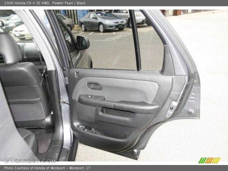 Pewter Pearl / Black 2006 Honda CR-V SE 4WD