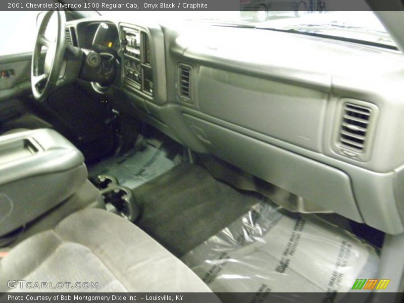 Onyx Black / Graphite 2001 Chevrolet Silverado 1500 Regular Cab