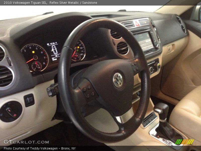 Reflex Silver Metallic / Sandstone 2010 Volkswagen Tiguan SEL