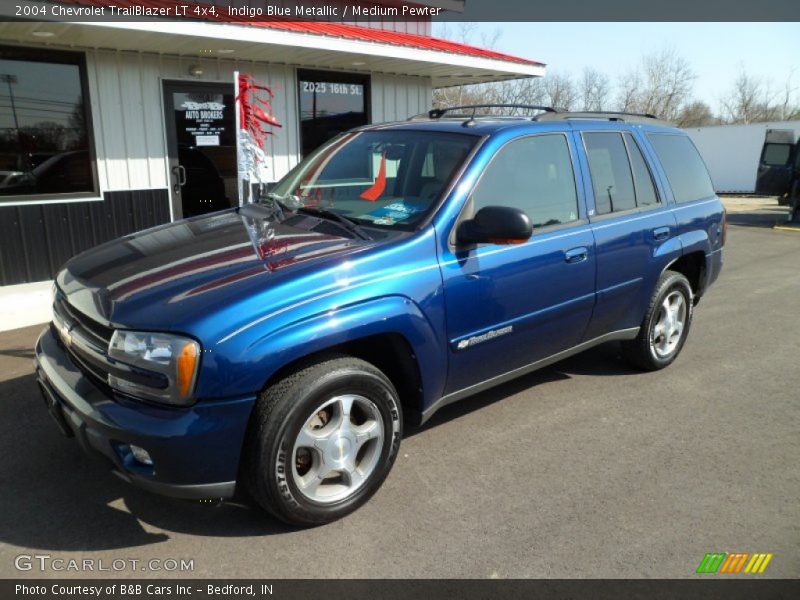 Front 3/4 View of 2004 TrailBlazer LT 4x4
