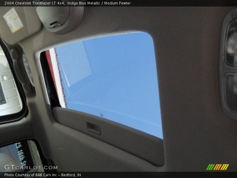 Indigo Blue Metallic / Medium Pewter 2004 Chevrolet TrailBlazer LT 4x4