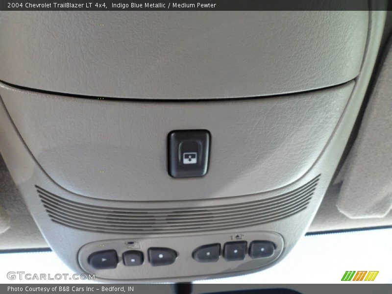 Indigo Blue Metallic / Medium Pewter 2004 Chevrolet TrailBlazer LT 4x4