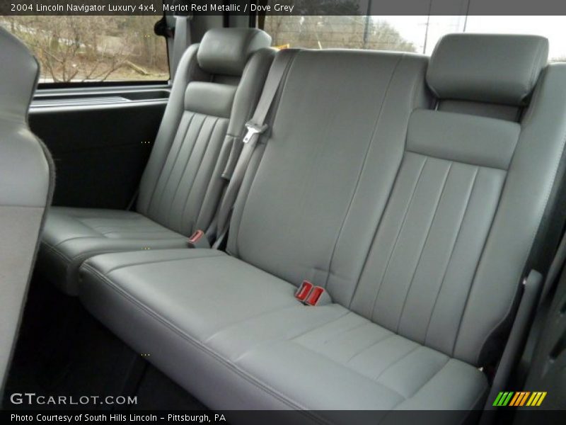 Merlot Red Metallic / Dove Grey 2004 Lincoln Navigator Luxury 4x4