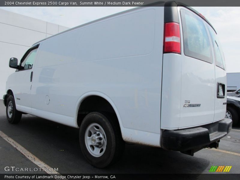 Summit White / Medium Dark Pewter 2004 Chevrolet Express 2500 Cargo Van