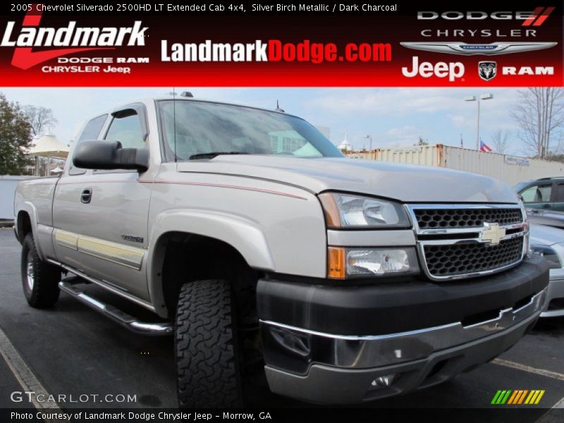 Silver Birch Metallic / Dark Charcoal 2005 Chevrolet Silverado 2500HD LT Extended Cab 4x4