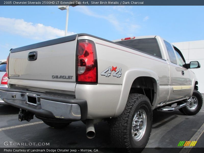 Silver Birch Metallic / Dark Charcoal 2005 Chevrolet Silverado 2500HD LT Extended Cab 4x4