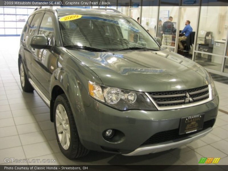 Graphite Gray Pearl / Black 2009 Mitsubishi Outlander SE 4WD