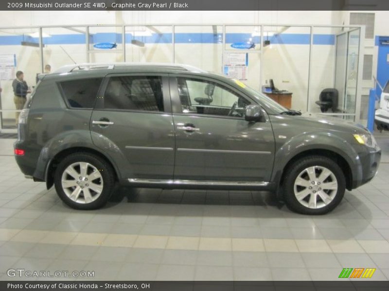 Graphite Gray Pearl / Black 2009 Mitsubishi Outlander SE 4WD