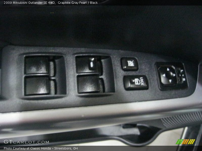 Graphite Gray Pearl / Black 2009 Mitsubishi Outlander SE 4WD