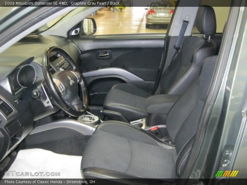 Graphite Gray Pearl / Black 2009 Mitsubishi Outlander SE 4WD
