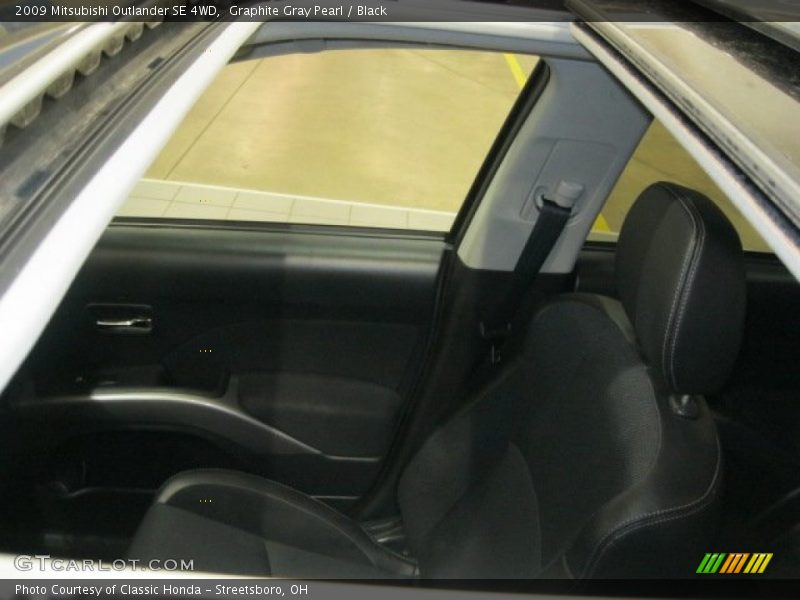 Graphite Gray Pearl / Black 2009 Mitsubishi Outlander SE 4WD