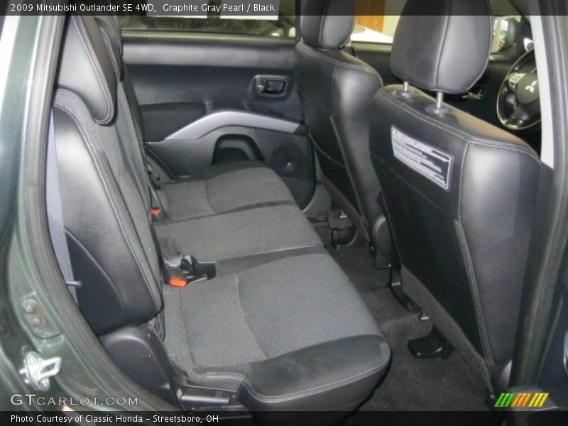 Graphite Gray Pearl / Black 2009 Mitsubishi Outlander SE 4WD