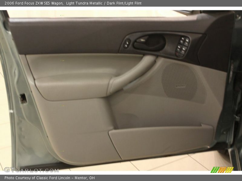 Light Tundra Metallic / Dark Flint/Light Flint 2006 Ford Focus ZXW SES Wagon