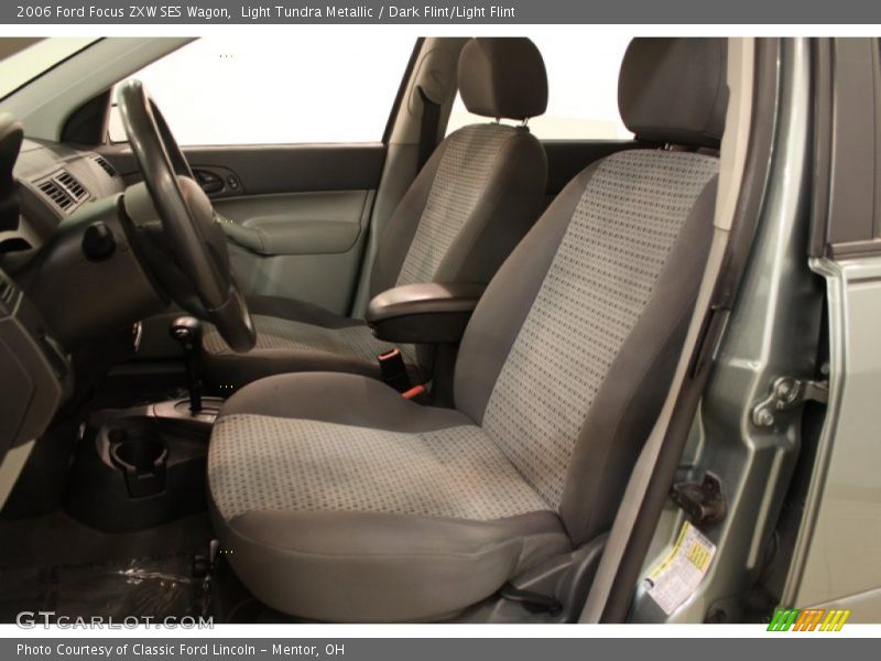 Light Tundra Metallic / Dark Flint/Light Flint 2006 Ford Focus ZXW SES Wagon