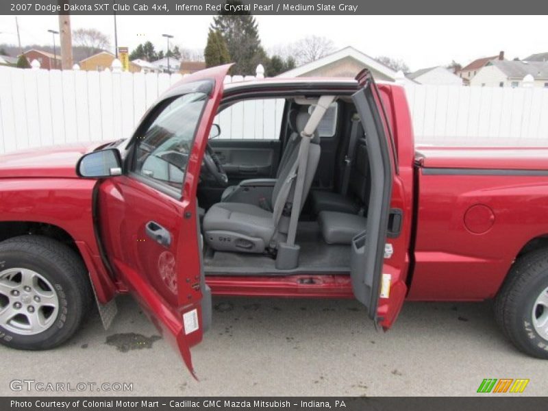 Inferno Red Crystal Pearl / Medium Slate Gray 2007 Dodge Dakota SXT Club Cab 4x4