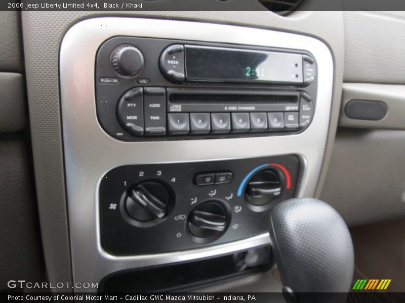 Black / Khaki 2006 Jeep Liberty Limited 4x4