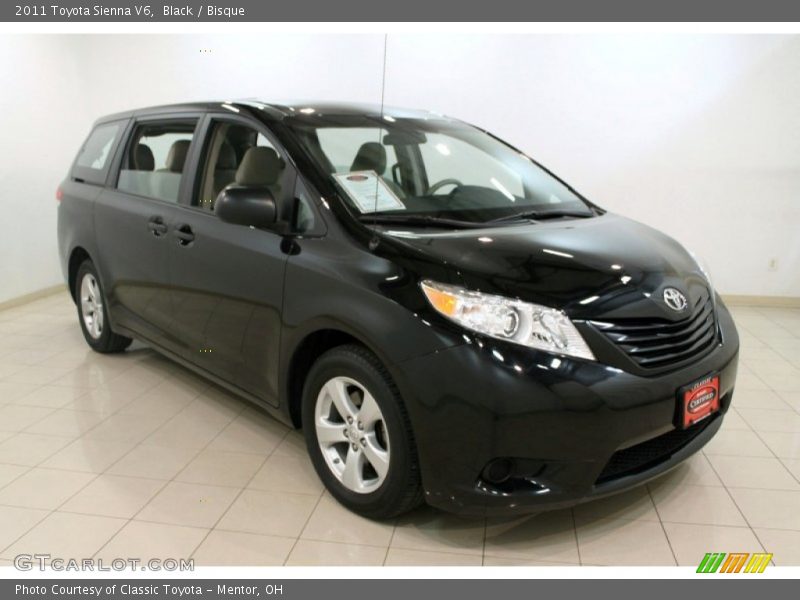 Black / Bisque 2011 Toyota Sienna V6