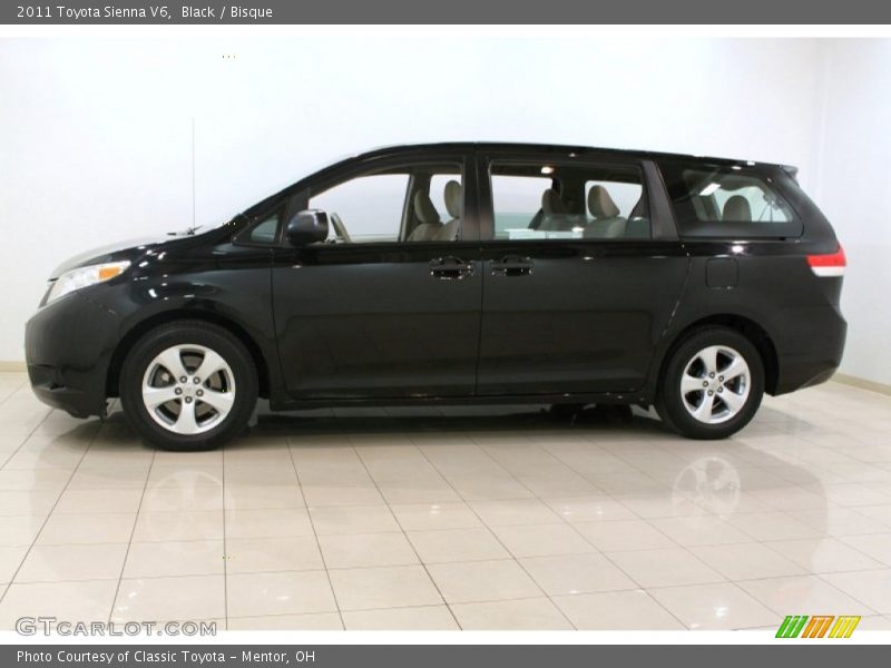  2011 Sienna V6 Black