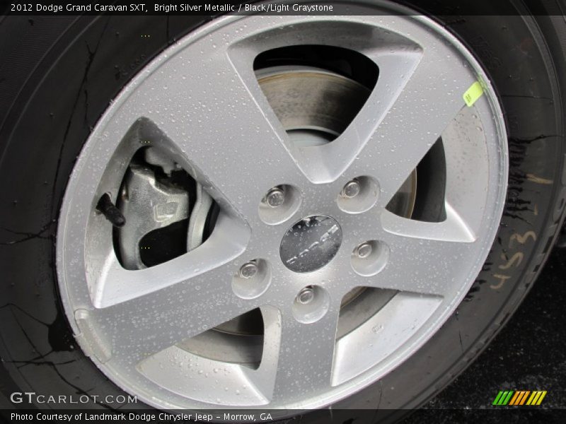 Bright Silver Metallic / Black/Light Graystone 2012 Dodge Grand Caravan SXT