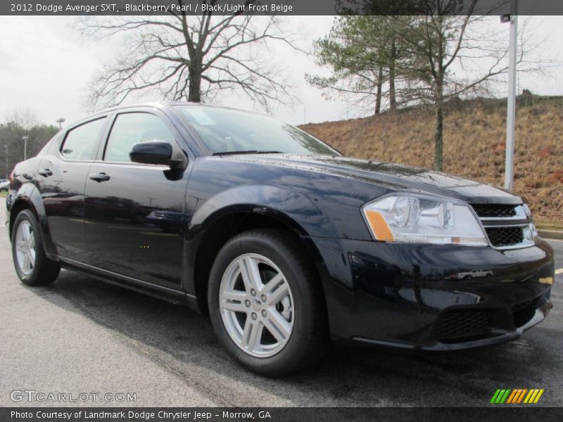 Blackberry Pearl / Black/Light Frost Beige 2012 Dodge Avenger SXT