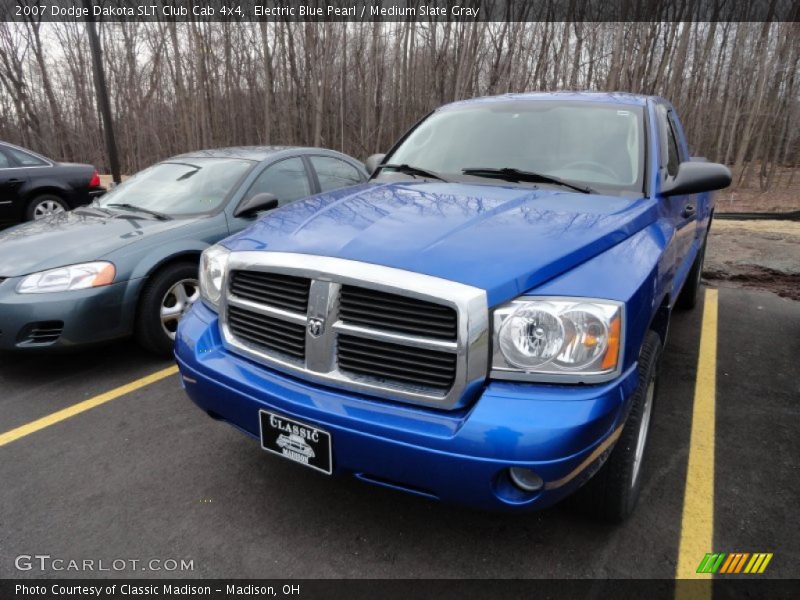 Electric Blue Pearl / Medium Slate Gray 2007 Dodge Dakota SLT Club Cab 4x4