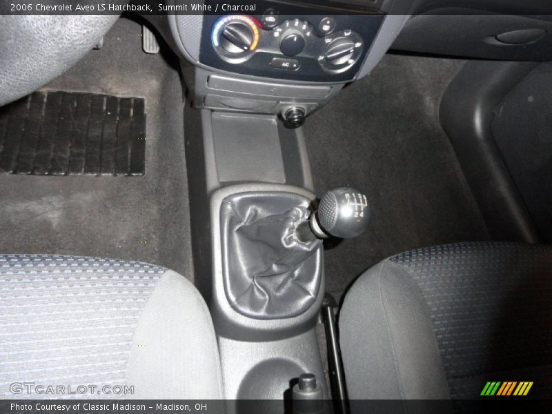 Summit White / Charcoal 2006 Chevrolet Aveo LS Hatchback