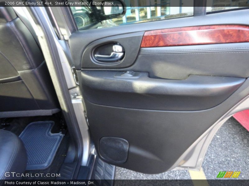 Steel Grey Metallic / Ebony Black 2006 GMC Envoy SLT 4x4