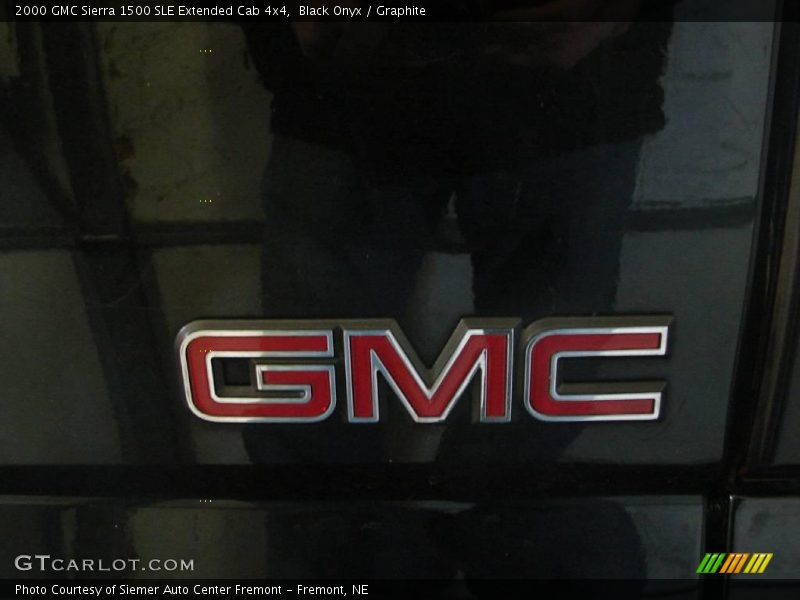 Black Onyx / Graphite 2000 GMC Sierra 1500 SLE Extended Cab 4x4