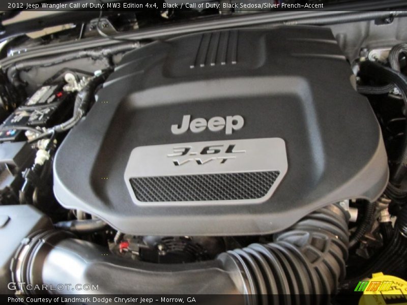 Black / Call of Duty: Black Sedosa/Silver French-Accent 2012 Jeep Wrangler Call of Duty: MW3 Edition 4x4