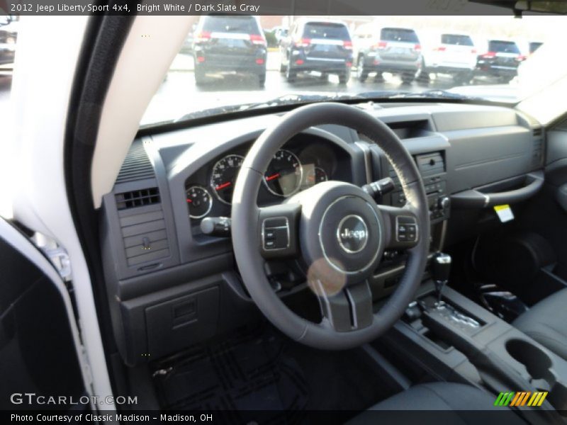 Bright White / Dark Slate Gray 2012 Jeep Liberty Sport 4x4