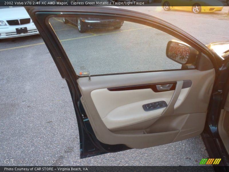 Cypress Green Metallic / Taupe/Light Taupe 2002 Volvo V70 2.4T XC AWD Wagon